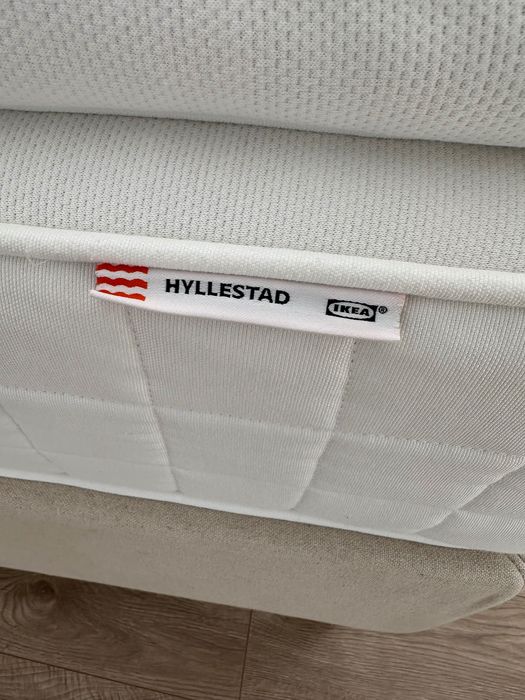 Легло Икеа Hyllestad 160x200