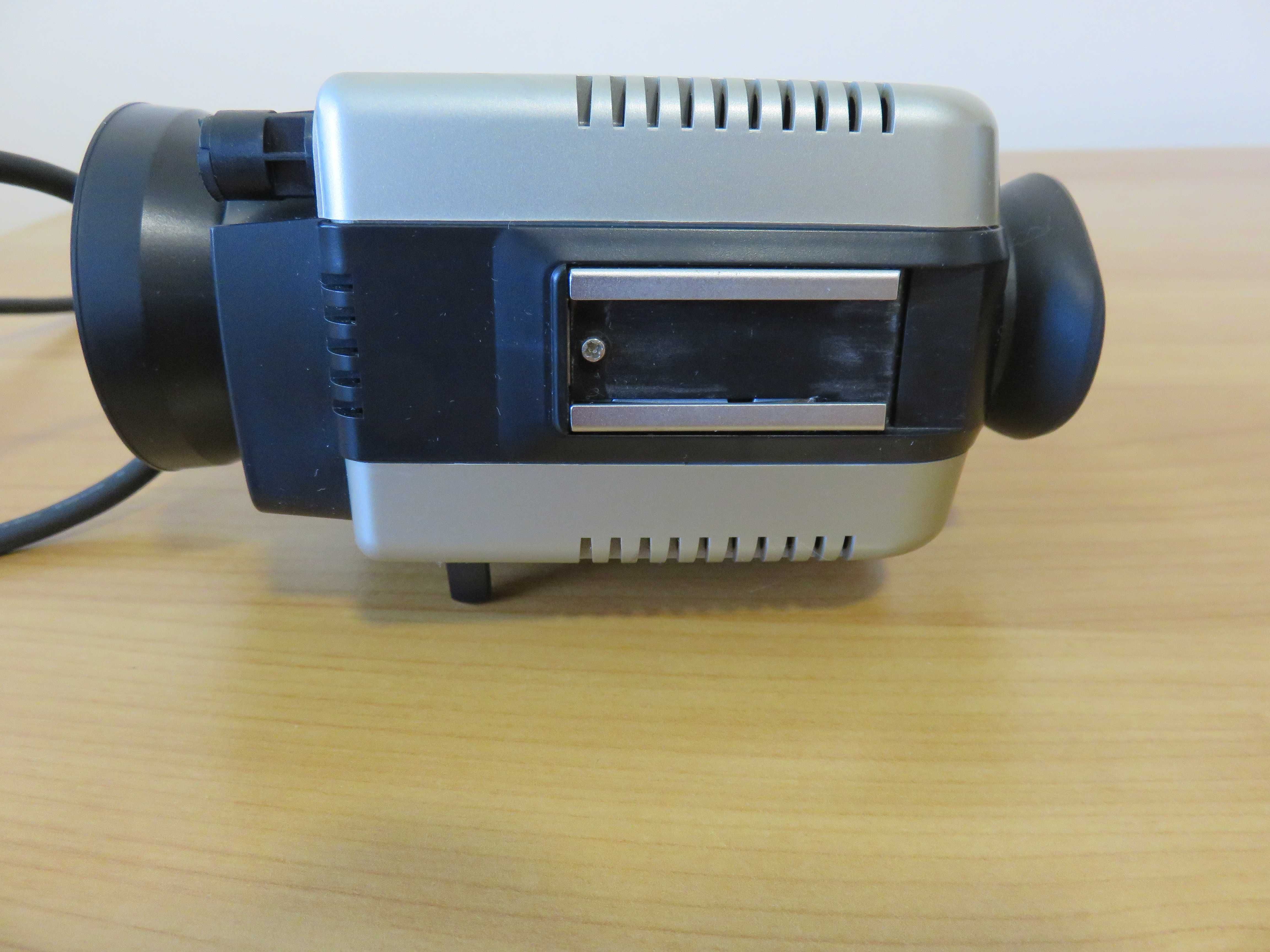 Konica CV Colour Compact CV-303 1984 видео камера с калъф