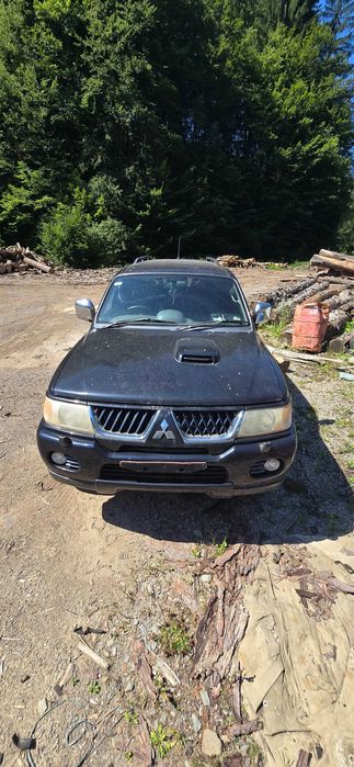 Mitsubishi pajero sport 2005