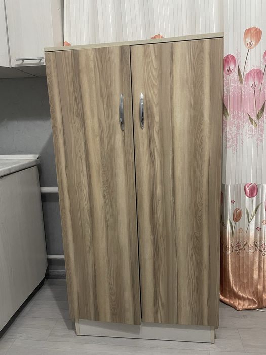 Продам шкаф в спальню