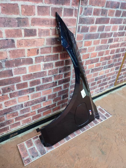 Aripa stanga fata Bmw seria 5 G60 Plug in hybrid Completa