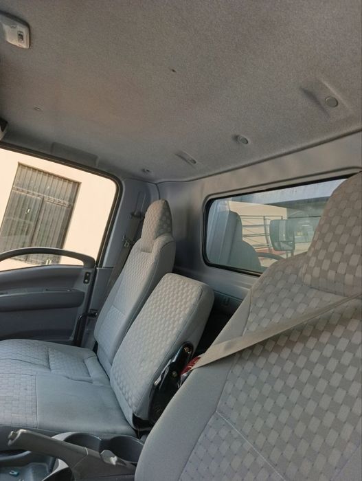 Isuzu NPR75-K sotiladi