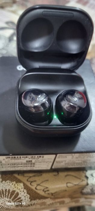 Продаю наушники Buds Pro