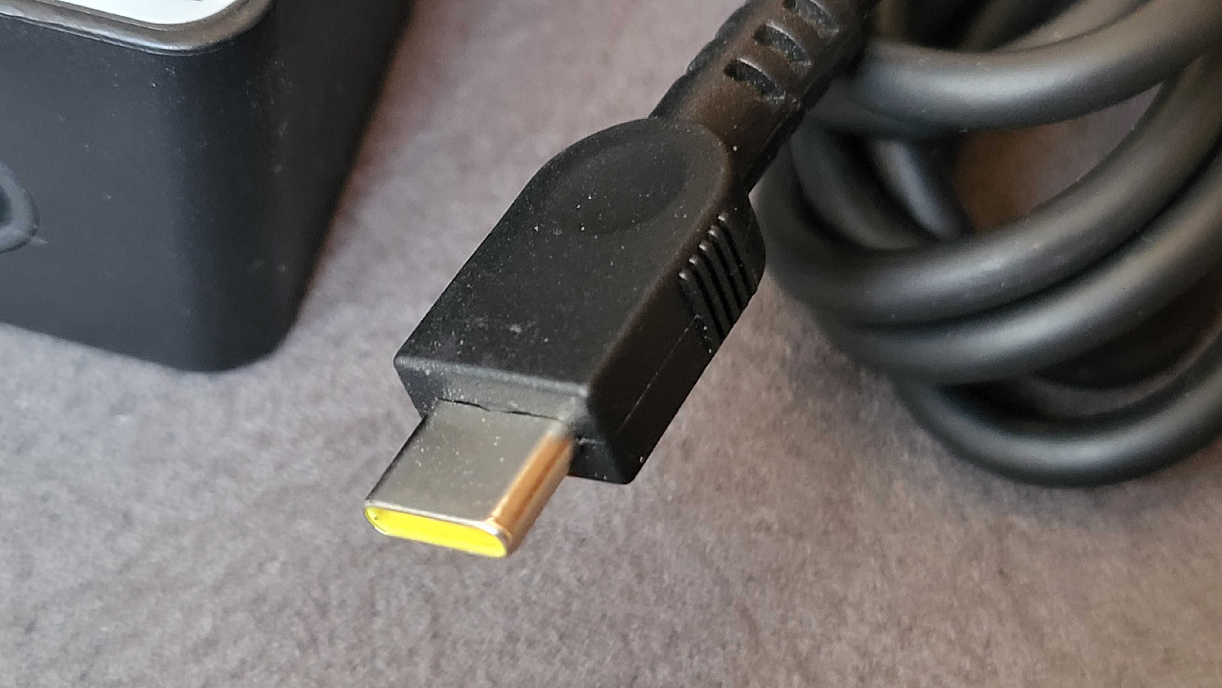 Lenovo incarcator tip C 20V-3.25A 65W  fuctional
