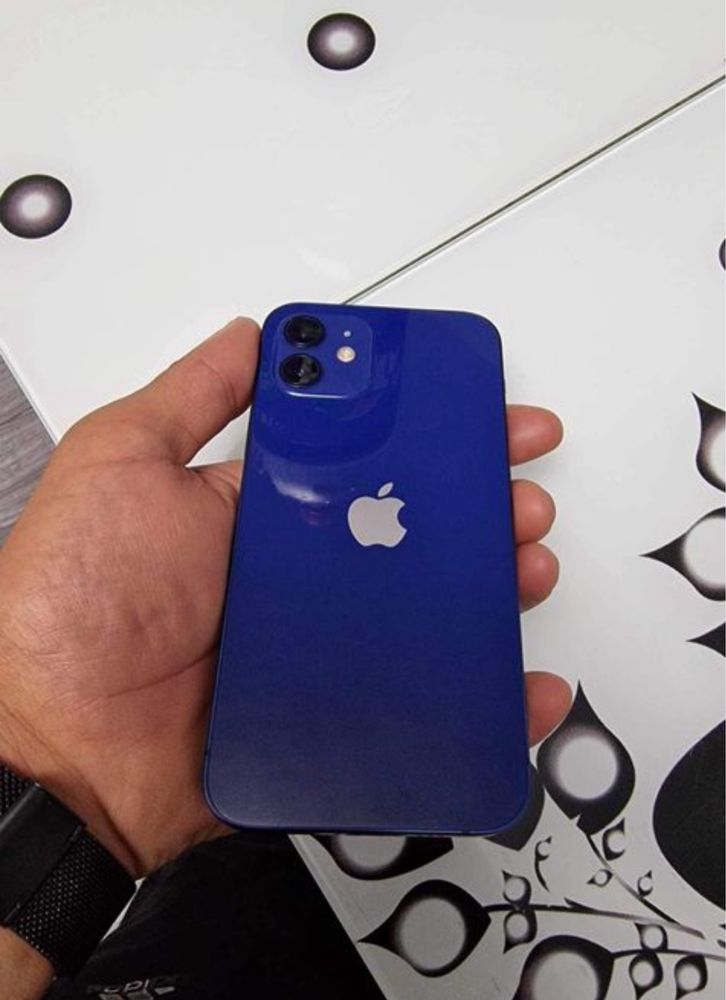 iPhone 12 blue  Neverloked  94 % Bateria