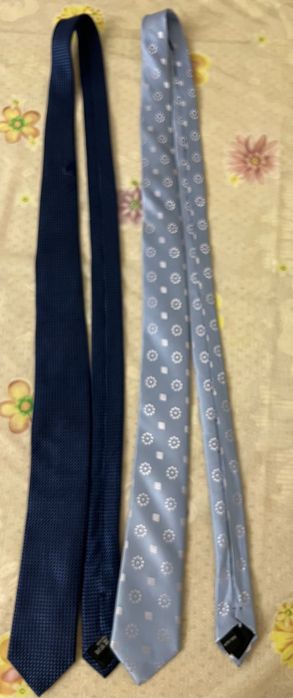 Продаю галстуки б/у в отличномү состоянии