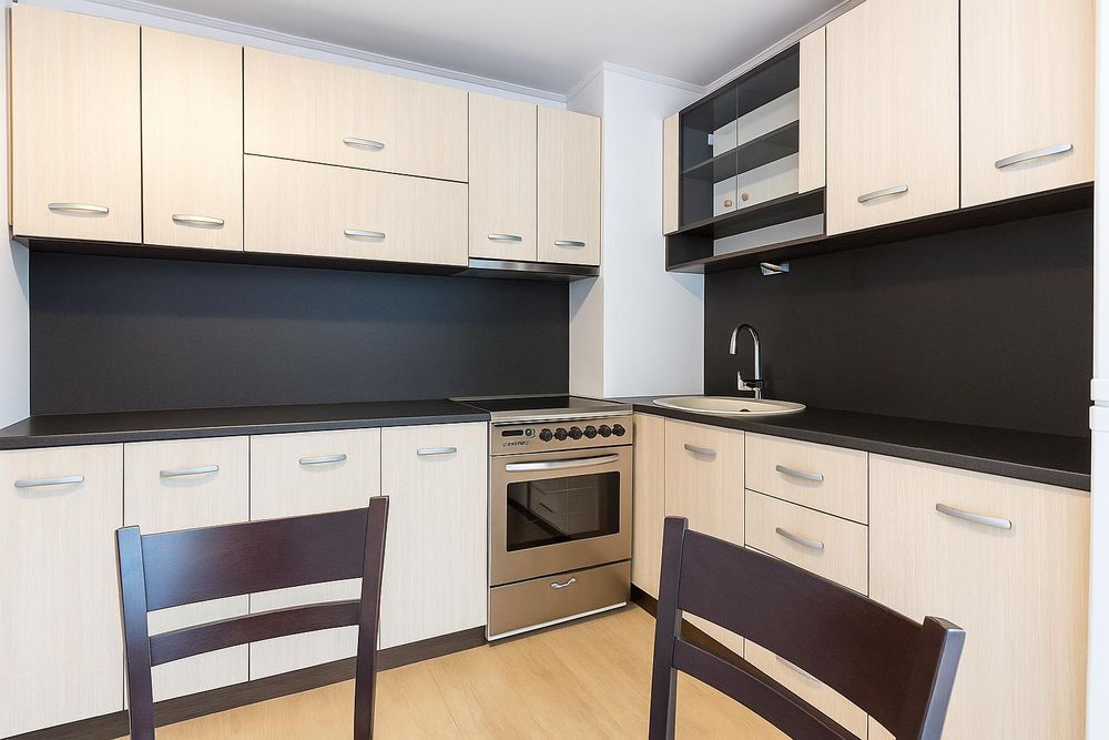 Стилен ДВУСТАЕН апартамент в района на Кършияка