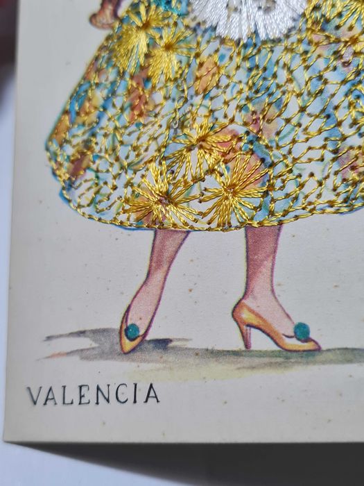 Felicitare veche brodată + felicitare textilă