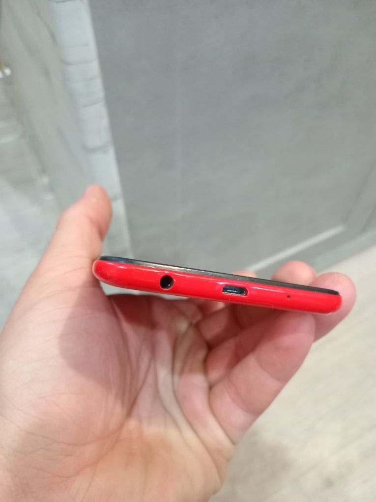 Продам сю телефон смартфон Samsung a10