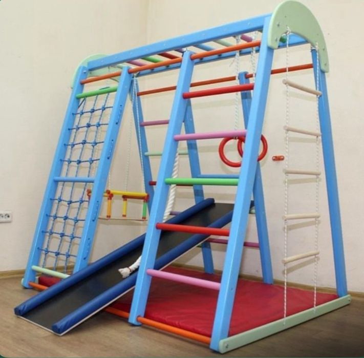 Детский спортивный уголок