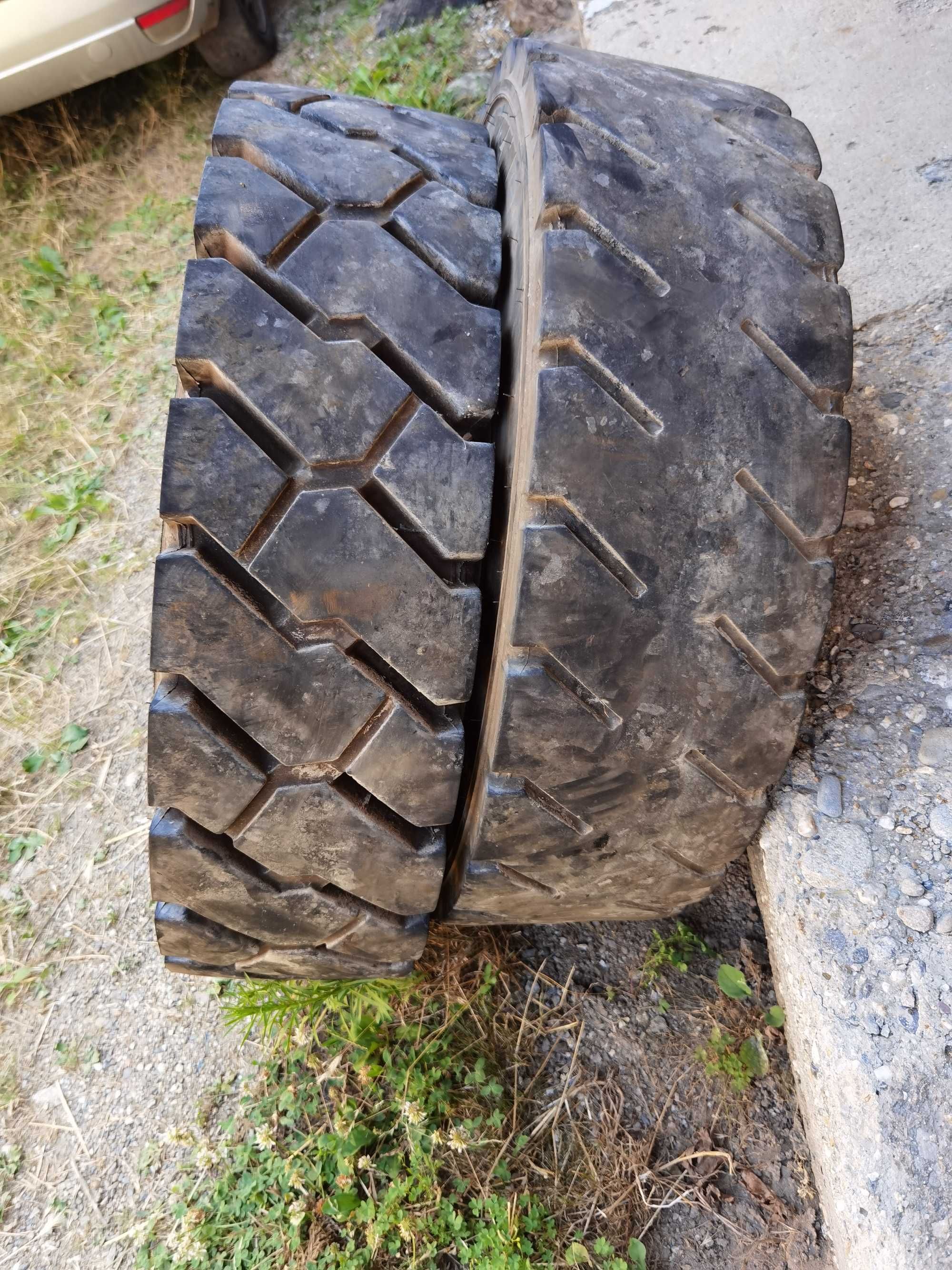 Anvelope remorcher 8,25 x 15.2 buc