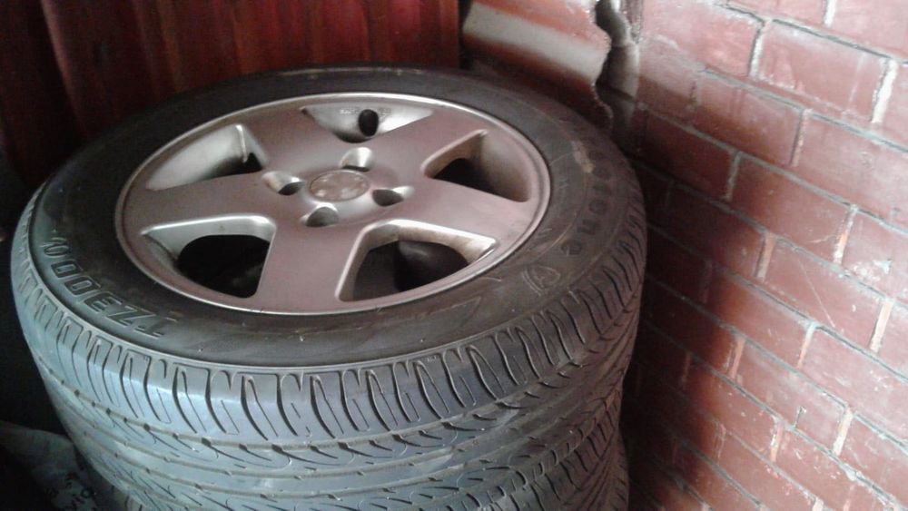 Roti 195/60 stare buna