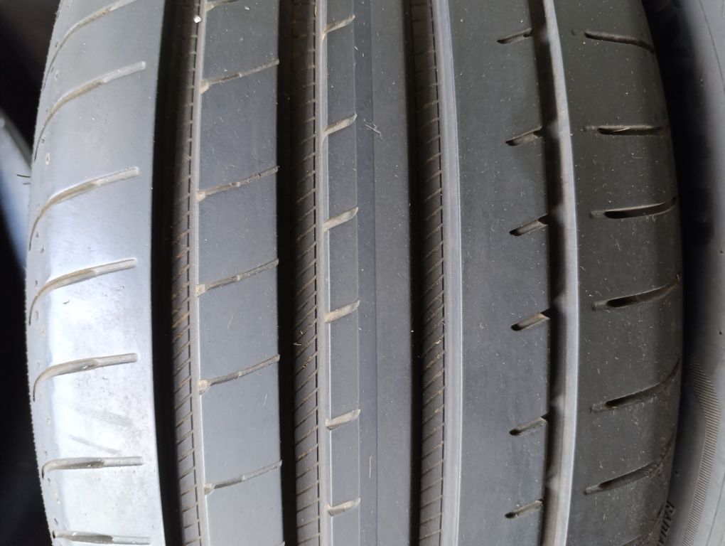 Anvelope de vara 225 45 19 Goodyear Runflat 2 buc.