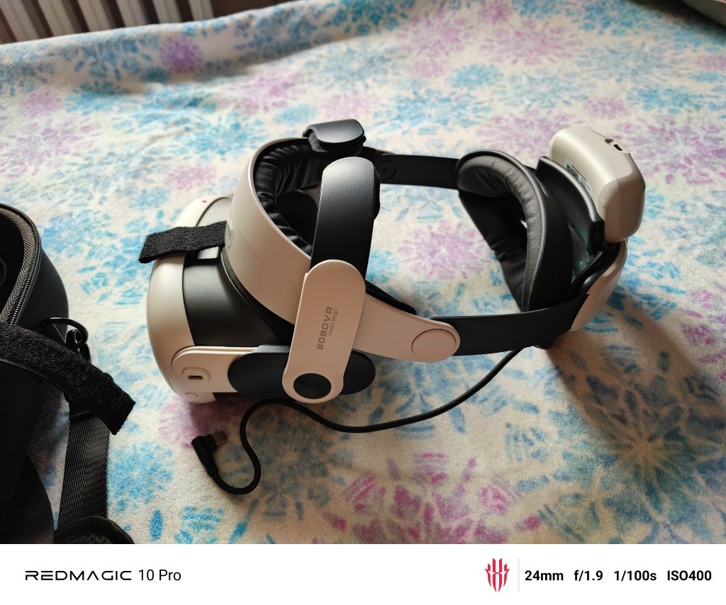 Продам vr шлемы oculus quest 3 и oculus quest 3s