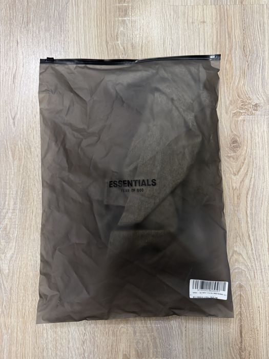 Essentials тениска