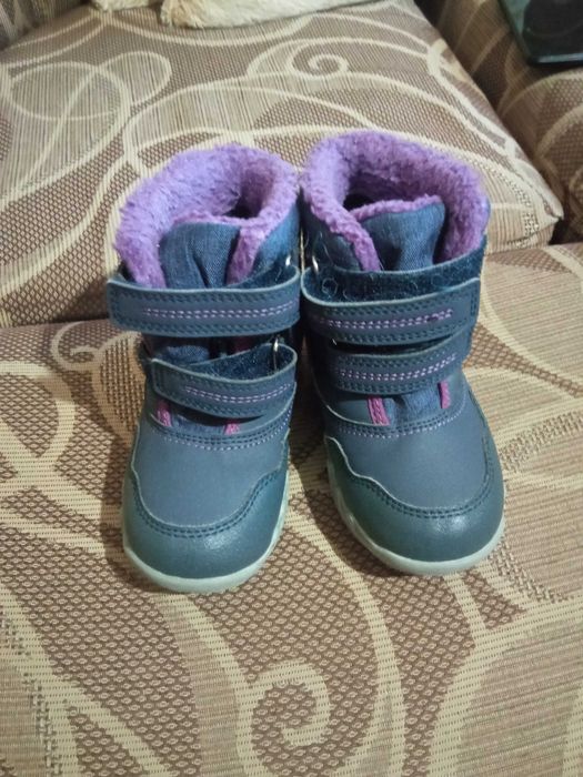 Топли ботушки за момиче