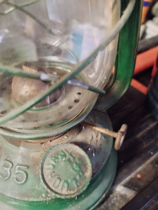 Vând lămpaș  235 cu ulei lampant