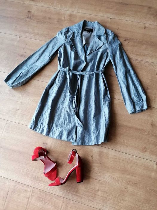 Trench Ann Taylor, marime XS, gri metallic, super elegant, pret 90 lei