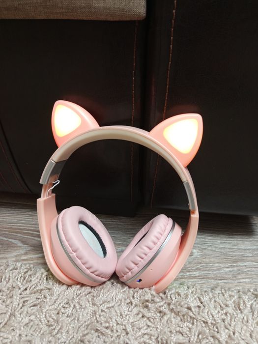 Продам наушники кошечка