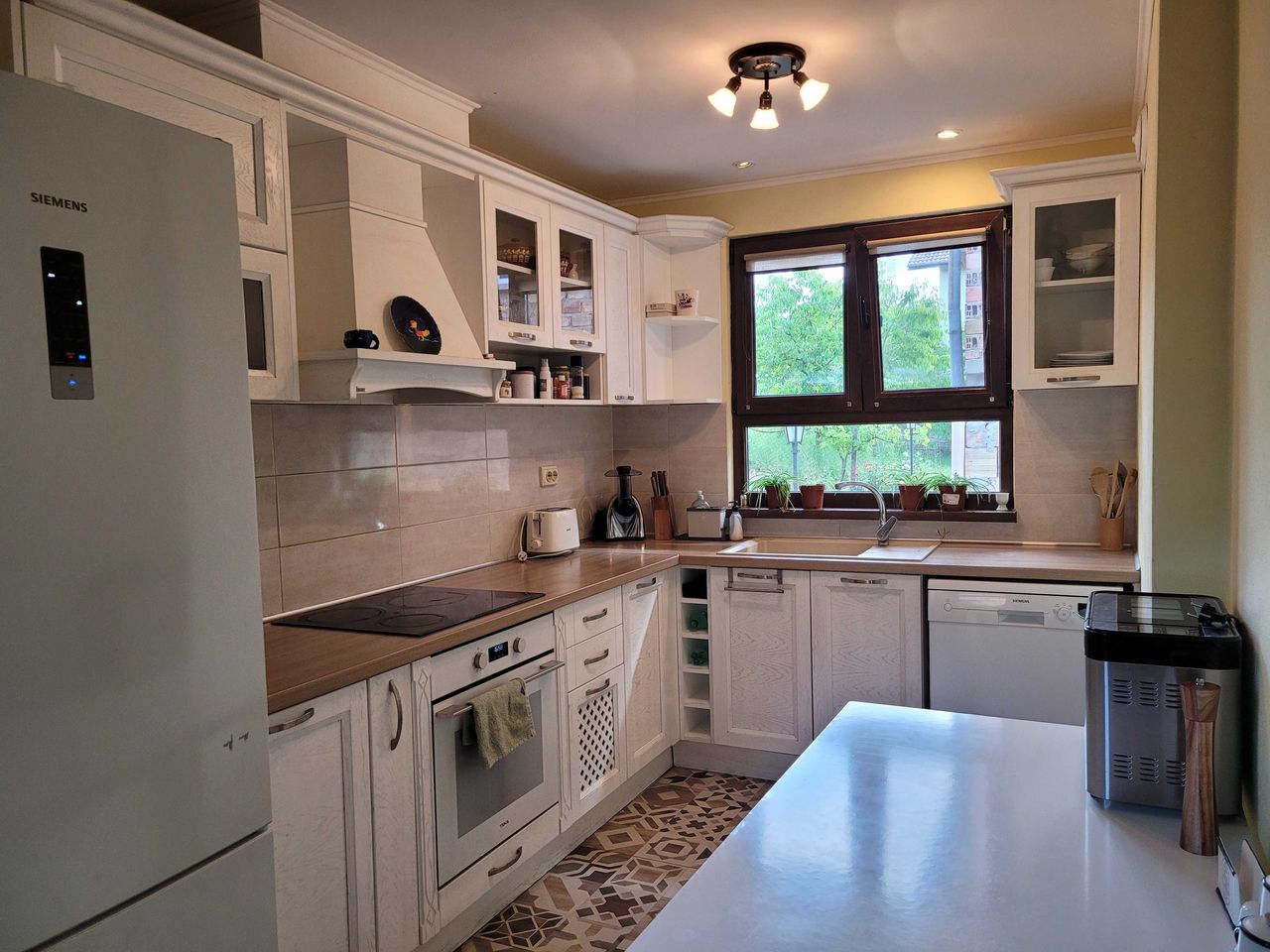 Продава се Къща в Трявна - 156 кв.м за 556 €/кв.м - Снимка #2