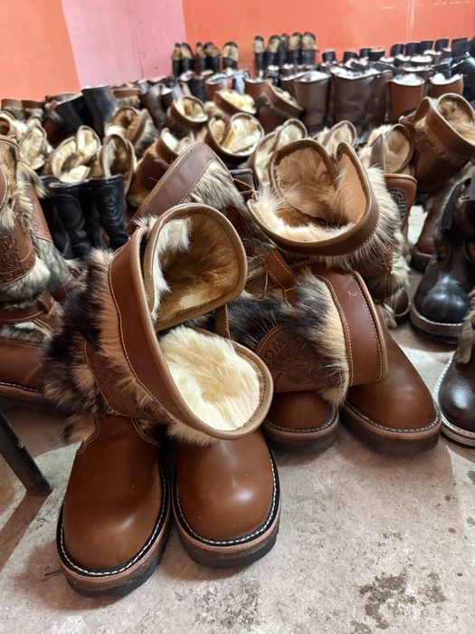 Mongolia Унты с Монголий сабачый волк як верблюд