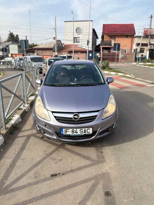 Opel corsa 1.3 dtci Coupe