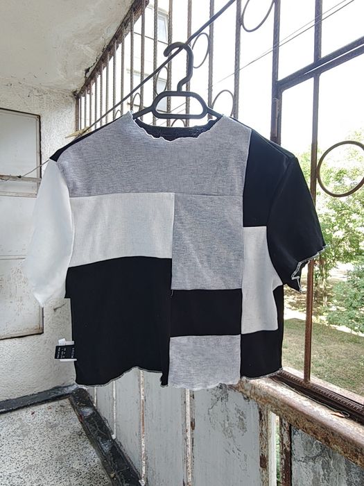 Къс летен красив топ