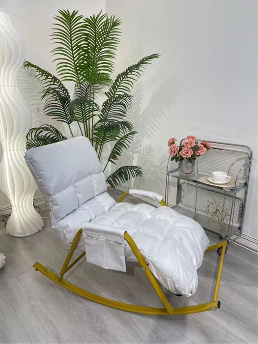 Прочная кресло качалка