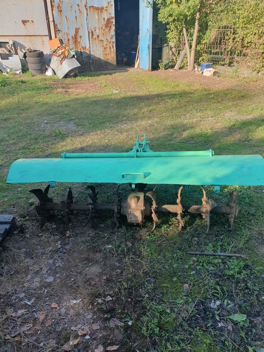 Disc agricol cu cilindru / Freza de pământ