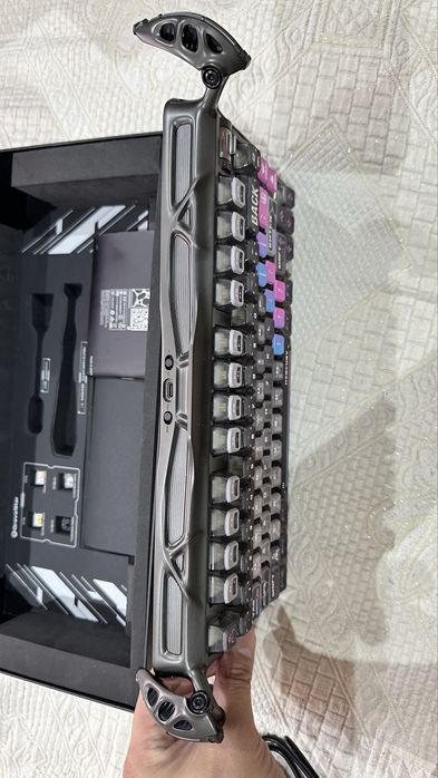 Клавиатура - GravaStar Mercury K1 PRO 75% SE - Cyberpunk