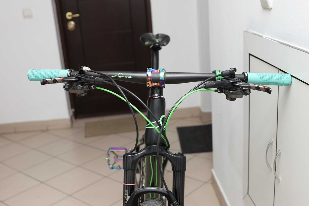 Bicicleta Scott carbon, usoara, custom made On Trails 27,5'' Marima L