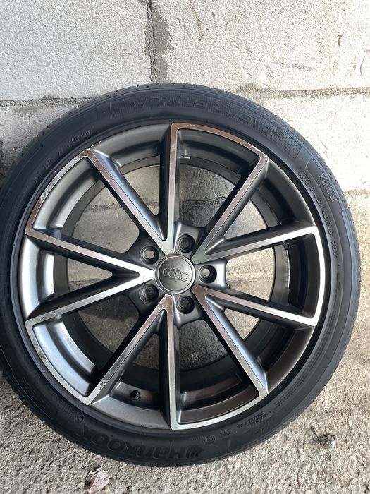 Vând jante audi R18 5x112