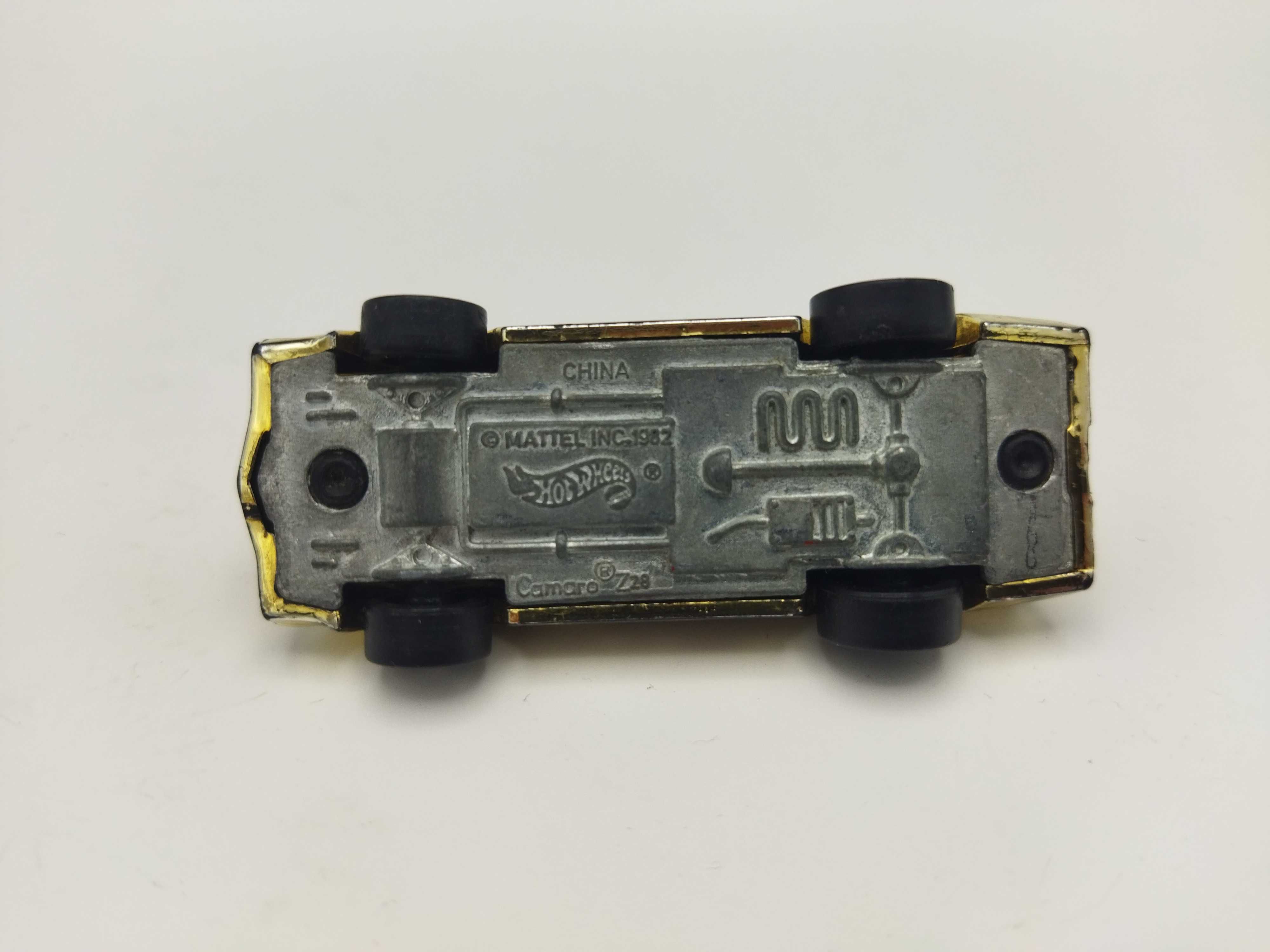 Метални колички Matchbox collectors и Hot Wheels