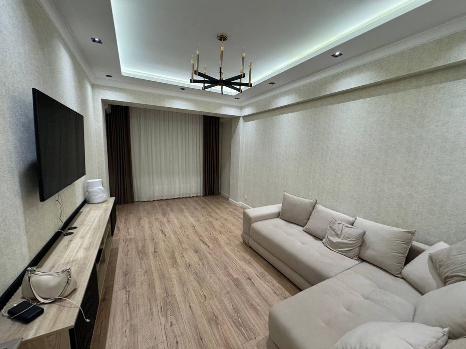 Махтумкули Ж.К ПОЙТАХТ Парк Ашхабад 2/4/10 Абсолютно НОВАЯ !