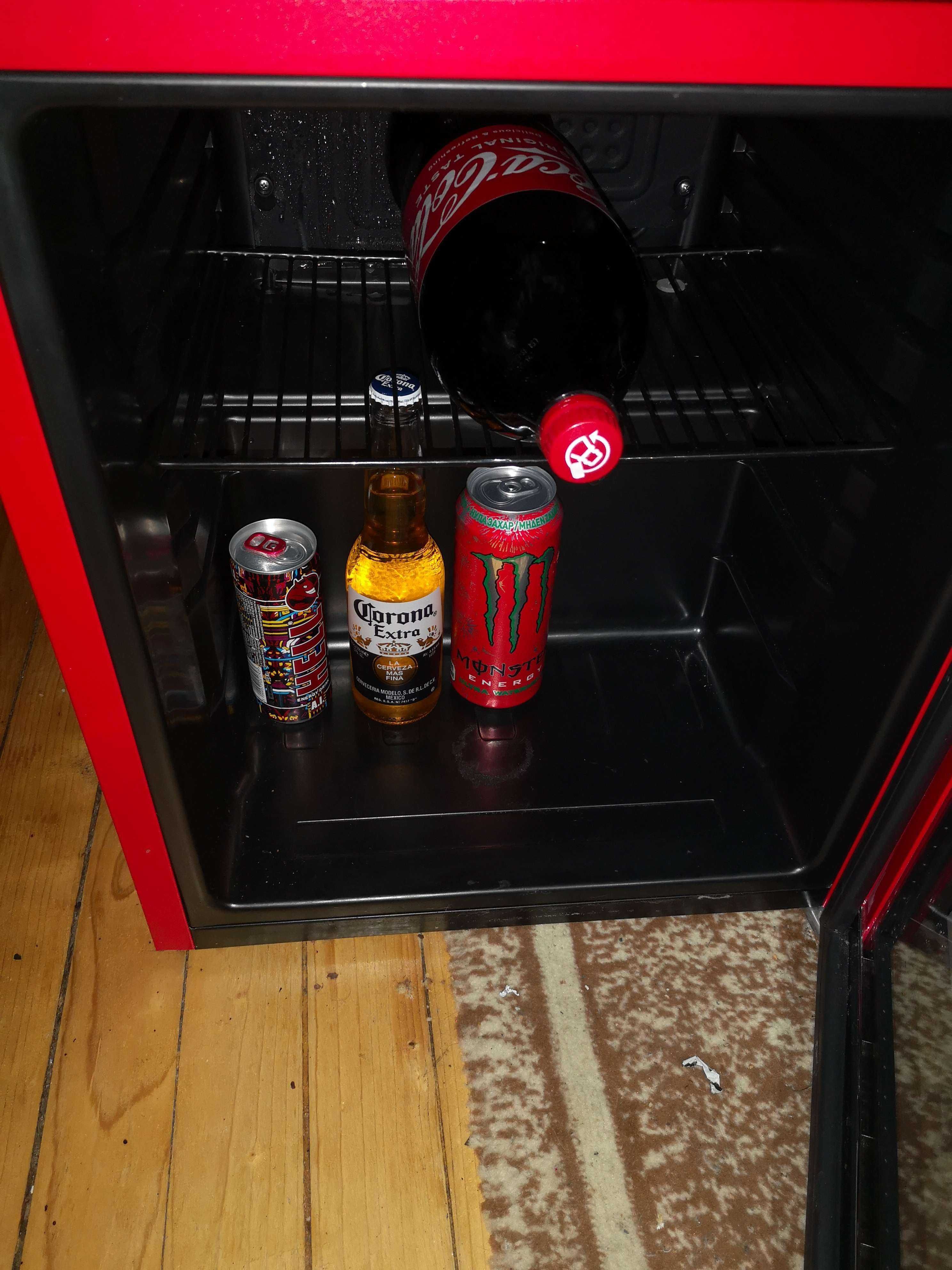Хладилник на Coca-Cola