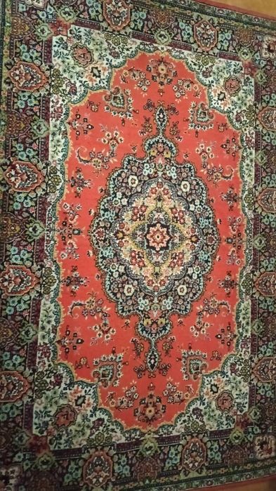 Продается ковер шерстяной