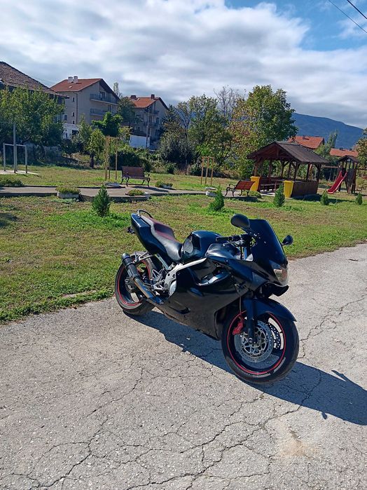 Honda CBR 600 F (1999 г.)