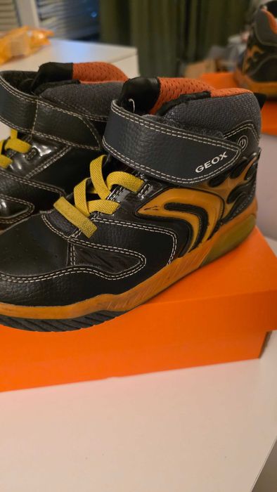 Детски боти GEOX номер 32