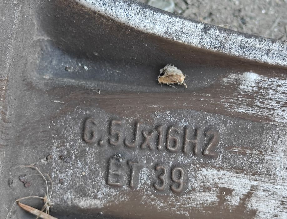 Гуми зимни с джанти Опел 5х110