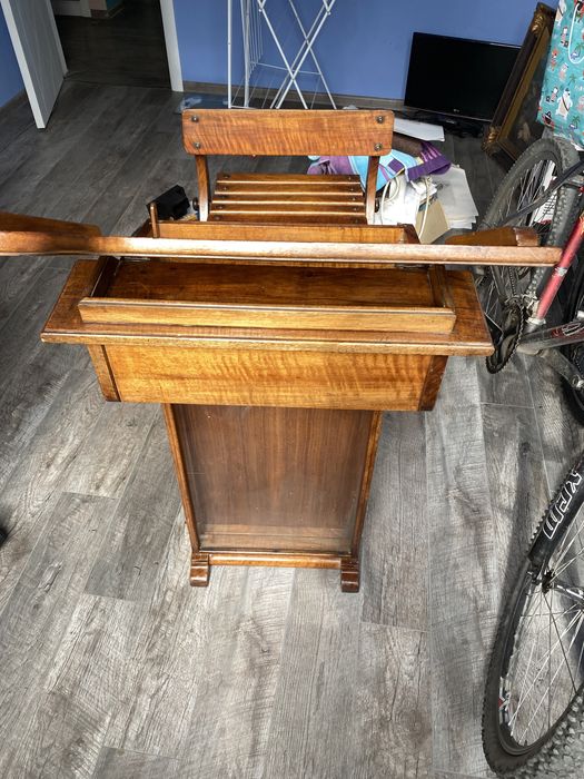 Автентичен чин-писалище от масив