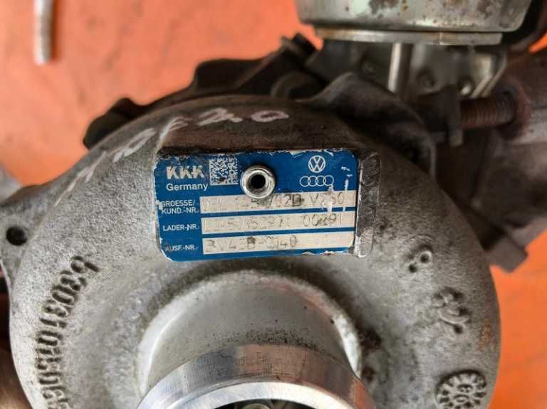 Turbina Audi A4 B8 2.0 TDI cod 03L145702D V260