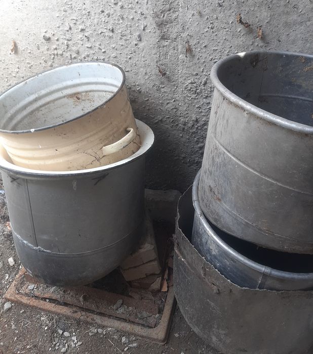 Продам бочки, кастрюли баки