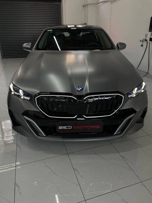 Bmw i 5 35L  e-Drive Full