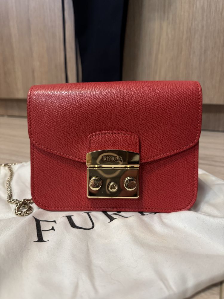 Geanta Furla rosie