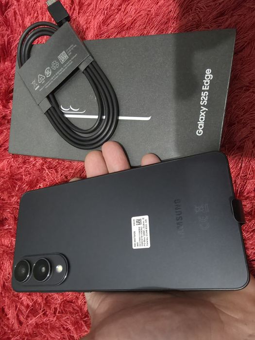 -Samsung S25 Edge, Nou, Nefolosit, 256Gb, 12Ram, 5 cicluri incarcare,
