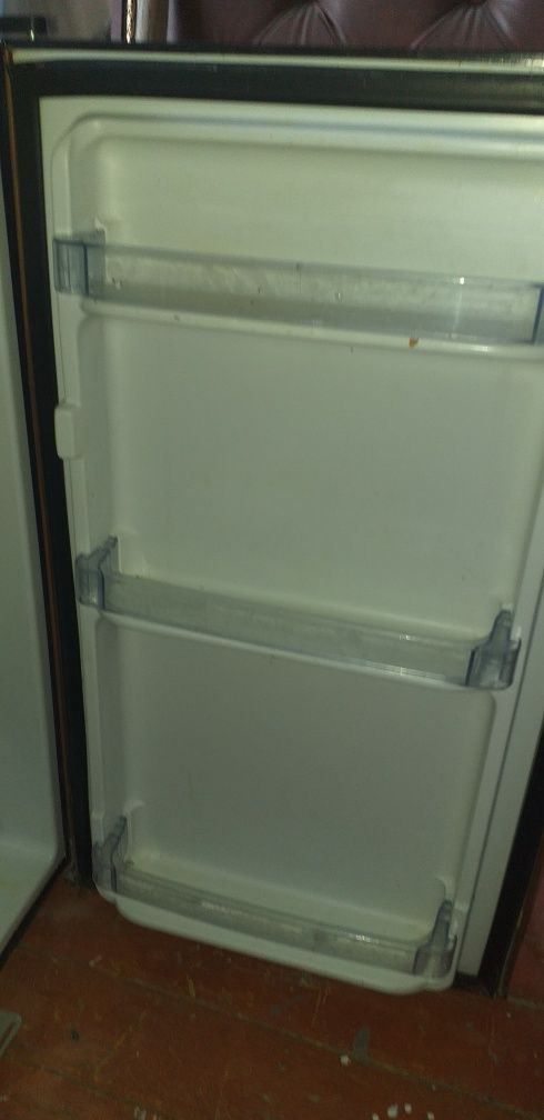 Холодилник кичкина