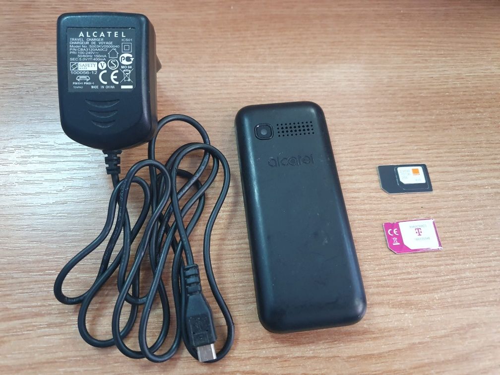 Telefon Alcatel 1066 butoane seniori lanterna radio FM necodat
