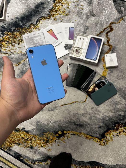 Пррдам айфон хр срочно