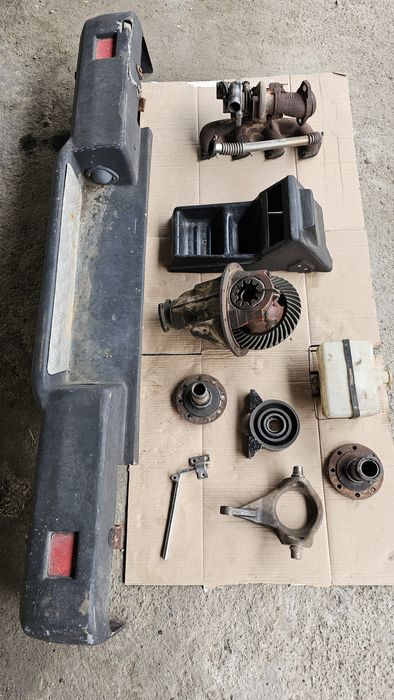 Vand piese ARO noi si SH