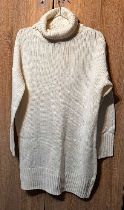 Pulover alb – călduros & elegant
